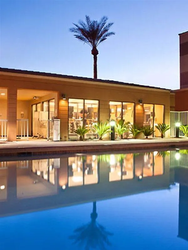 Courtyard By Marriott Scottsdale Old Town Hotel